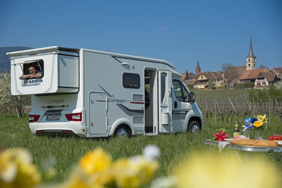  Adria Compact 2015 года  (фото 6 из 7)